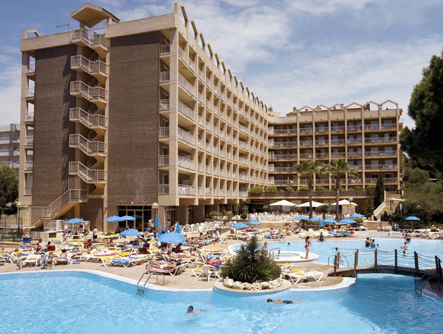 Golden Avenida Family Suites 4* 萨洛 外观 照片