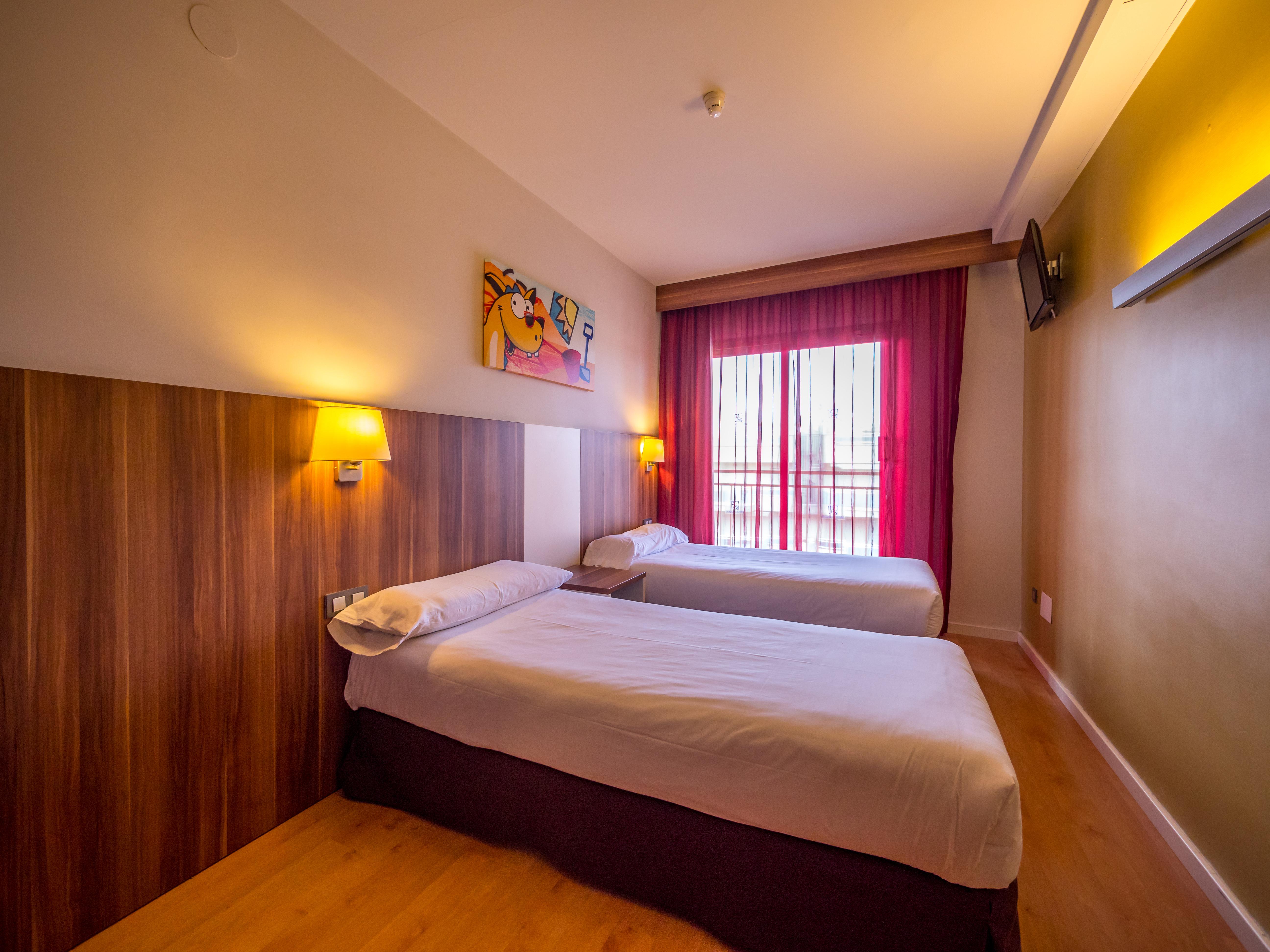 Golden Avenida Family Suites 4* 萨洛 外观 照片