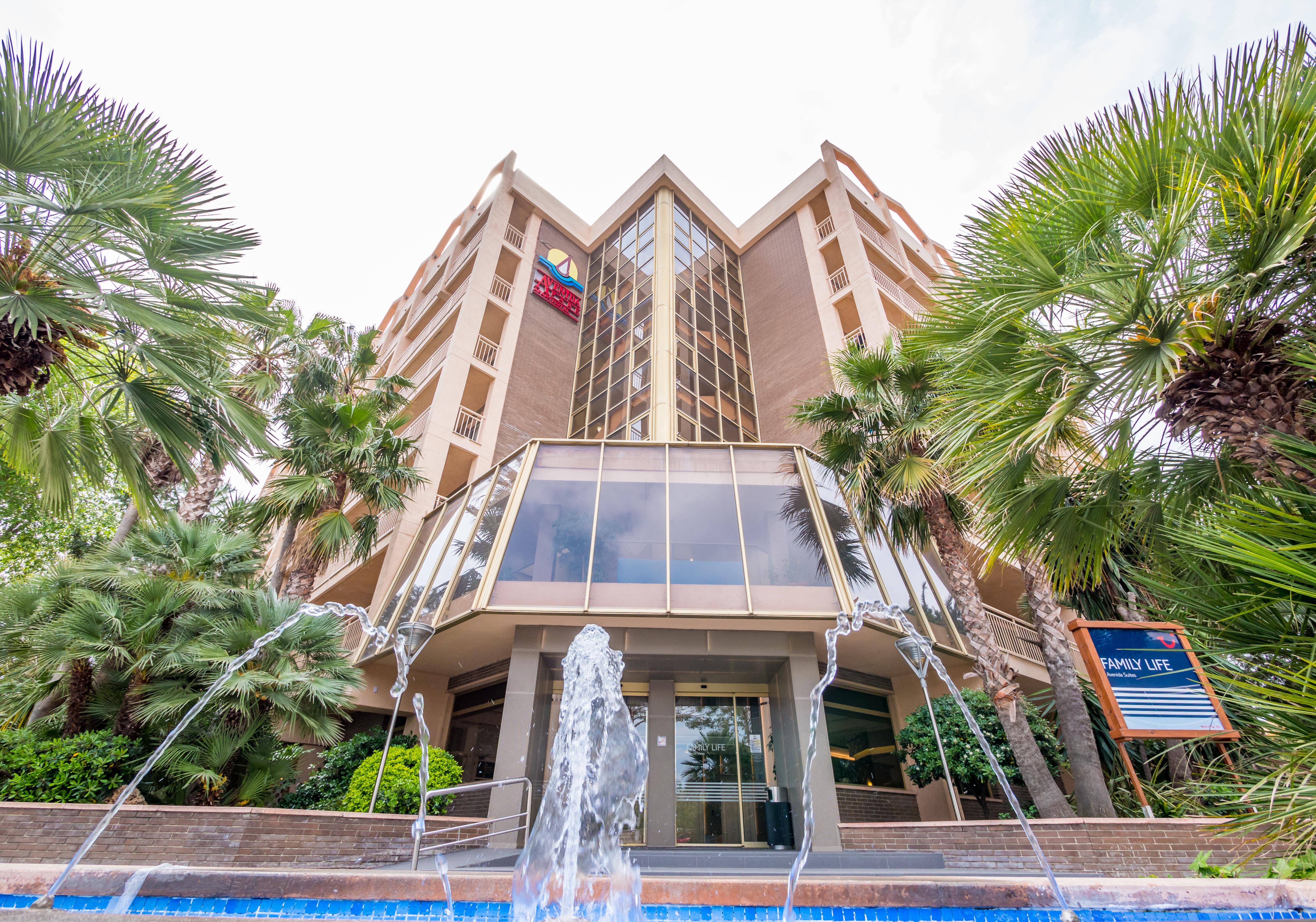 Golden Avenida Family Suites 4* 萨洛 外观 照片