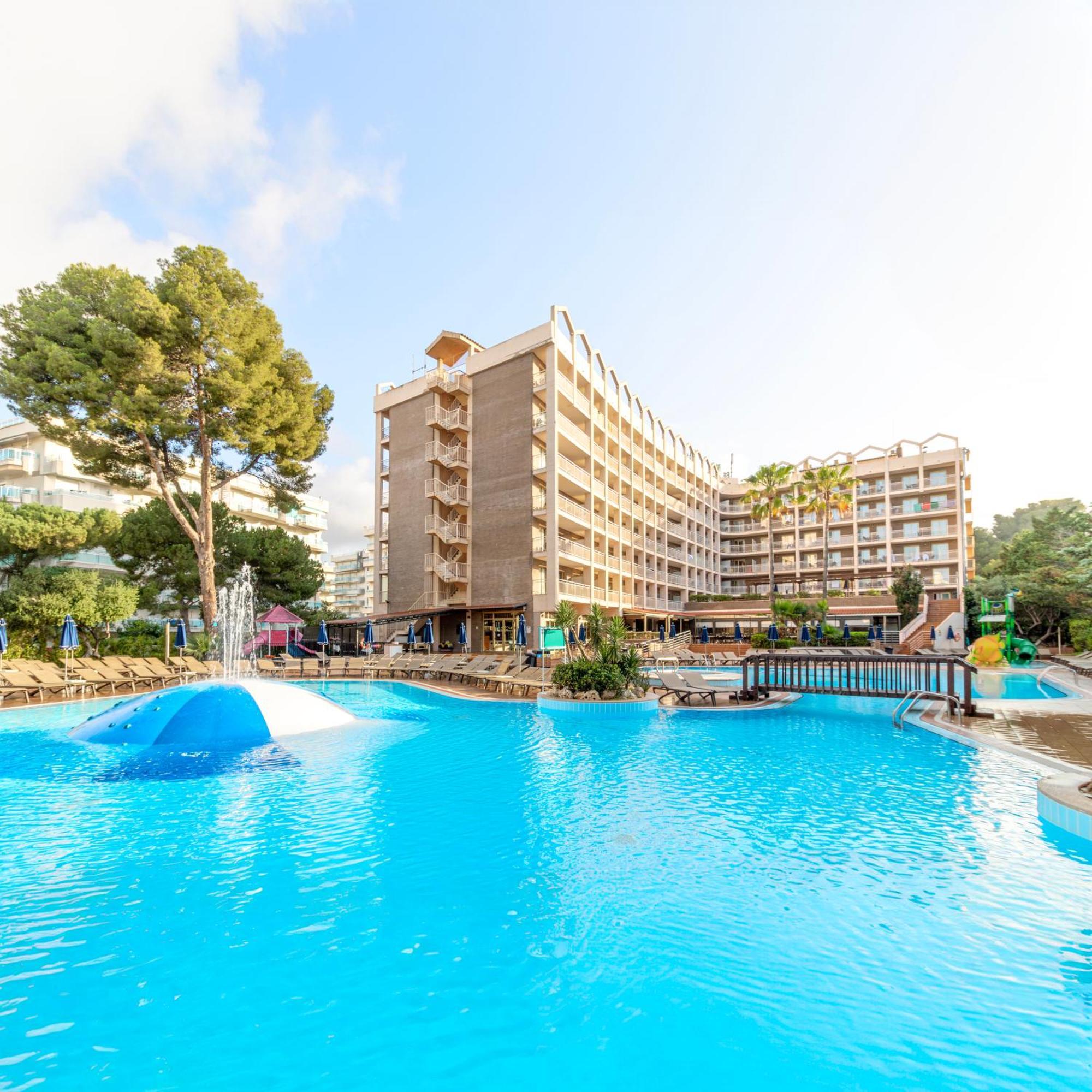 Golden Avenida Family Suites 4* 萨洛 外观 照片